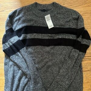 AMERICAN EAGLE 🦅 Sweater NWT
